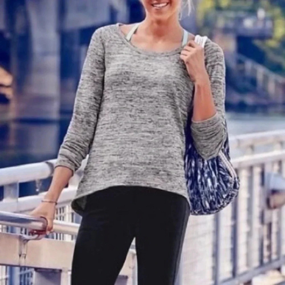 ATHLETA Marled Pullover Crew Sweatshirt Curved Hem W/Zipper Detail Size S Gray